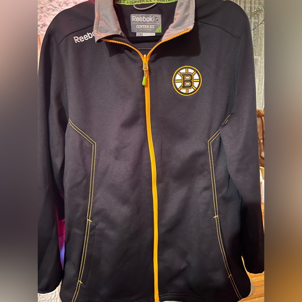 Boston Bruins Reebok, Center Ice, Black Jacket with Gold Zipper